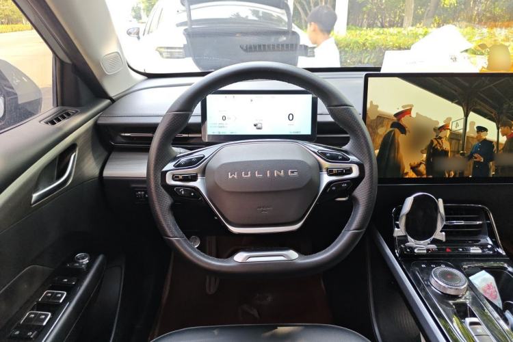 Used Wuling Xingguang 2024 Co-Creation Edition 510 Advanced Model Steering Wheel