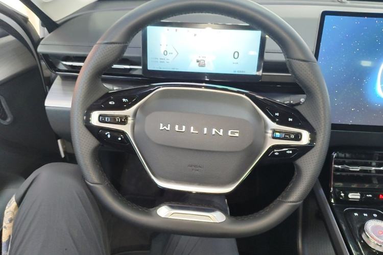 Used Wuling Xingguang 2024 Co-Creation Edition 510 Advanced Model Steering Wheel