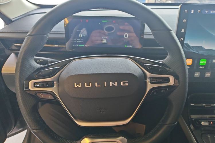 Used Wuling Xingguang 2024 Co-Creation Edition 510 Advanced Model Steering Wheel