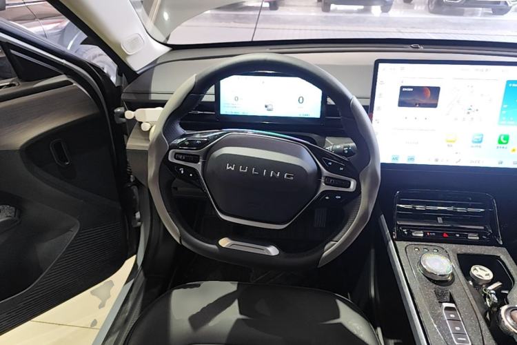 Used Wuling Xingguang 2024 Co-Creation Edition 510 Advanced Model Steering Wheel