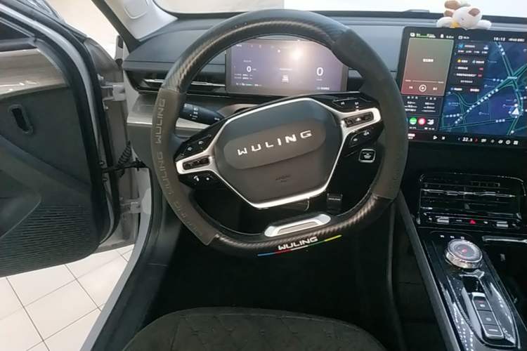 Used Wuling Xingguang 2024 Co-Creation Edition 510 Advanced Model Steering Wheel