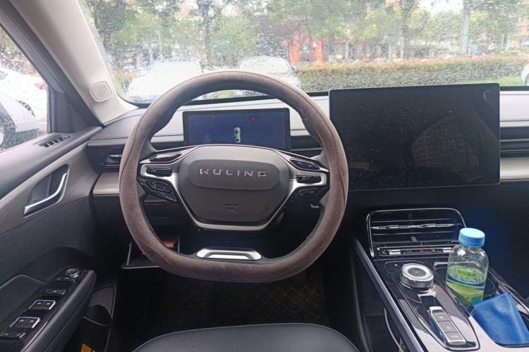 Used Wuling Xingguang 2024 Co-Creation Edition 510 Advanced Model Steering Wheel