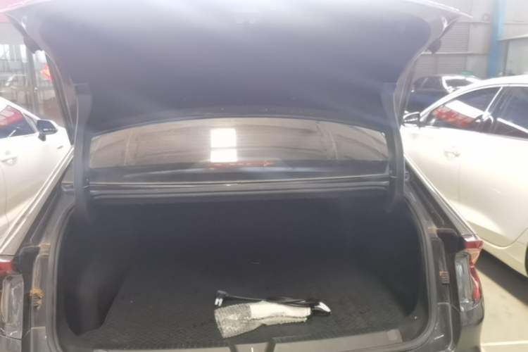 Used Wuling Xingguang 2024 Co-Creation Edition 150 Flagship Model Trunk