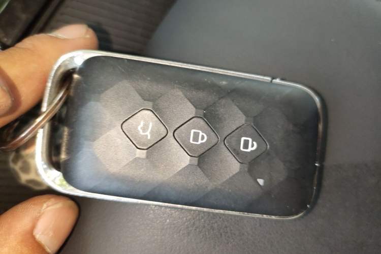 Used Wuling Xingguang 2024 Co-Creation Edition 510 Advanced Model Vehicle Key