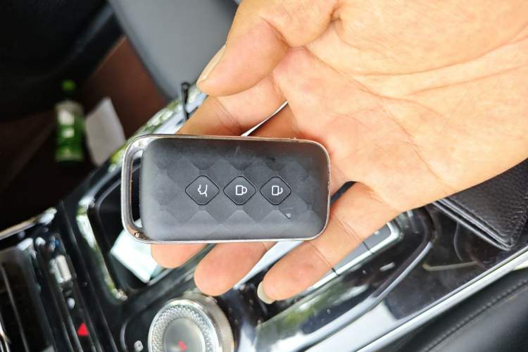 Used Wuling Xingguang 2024 Co-Creation Edition 510 Advanced Model Vehicle Key