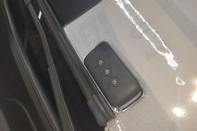 Used Wuling Xingguang 2024 Co-Creation Edition 510 Advanced Model Vehicle Key
