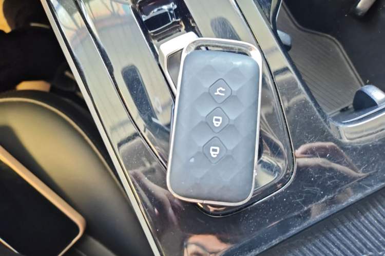 Used Wuling Xingguang 2024 Co-Creation Edition 510 Advanced Model Vehicle Key
