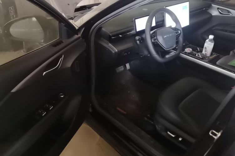 Used Wuling Xingguang 2024 Co-Creation Edition 150 Flagship Model Driver Seat