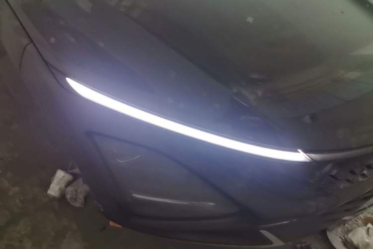 Used Wuling Xingguang 2024 Co-Creation Edition 150 Flagship Model Right Front Headlight