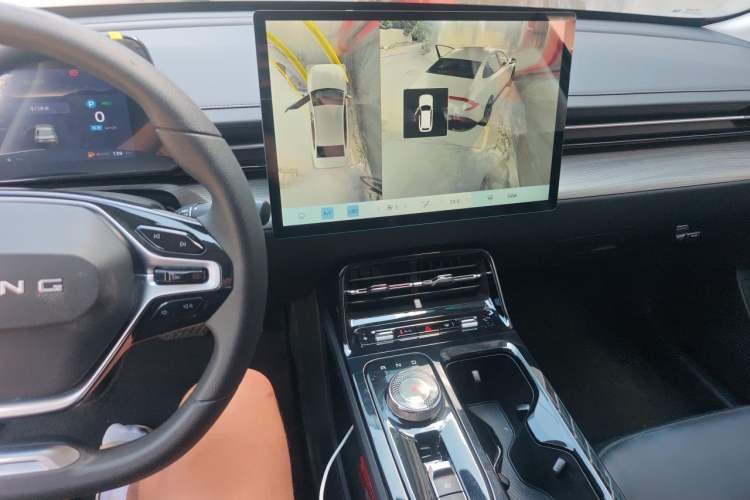 Used Wuling Xingguang 2024 Co-Creation Edition 70 Standard Model Audio And AC Panel