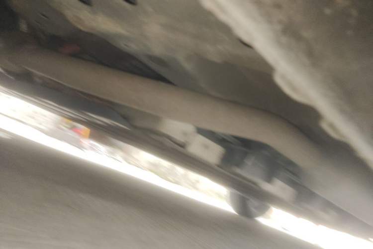 Used Wuling Xingguang 2024 Co-Creation Edition 150 Advanced Model Chassis Front Left
