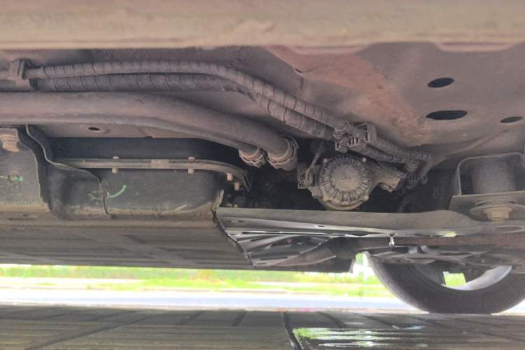 Used Wuling Xingguang 2024 Co-Creation Edition 150 Flagship Model Chassis Front Right