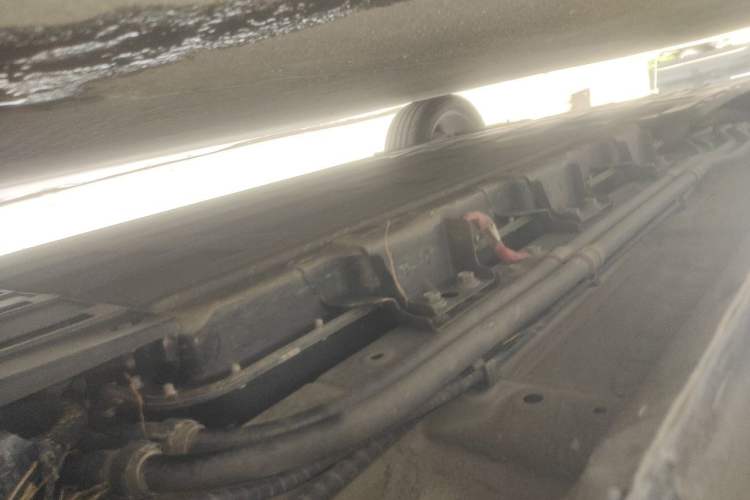 Used Wuling Xingguang 2024 Co-Creation Edition 150 Advanced Model Chassis Front Right
