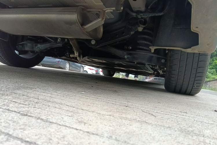 Used Wuling Xingguang 2024 Co-creation Edition 150 Standard Model Chassis Rear Right