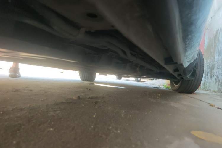 Used Wuling Xingguang 2024 Co-Creation Edition 70 Standard Model Chassis Rear Right
