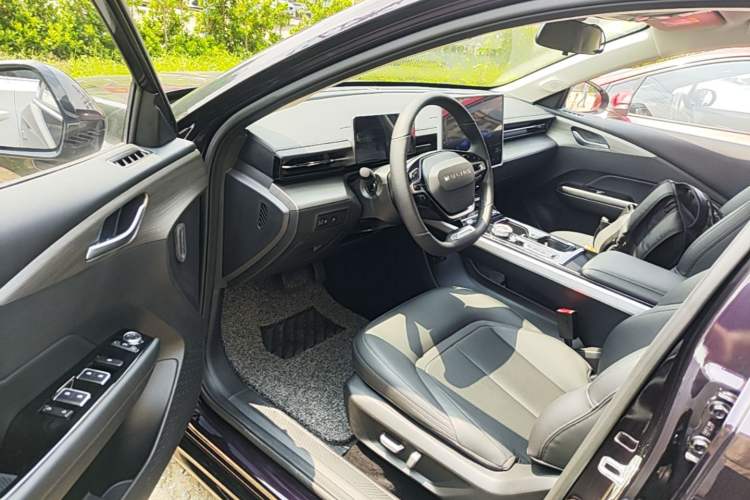 Used Wuling Xingguang 2024 Co-Creation Edition 150 Flagship Model Driver Seat