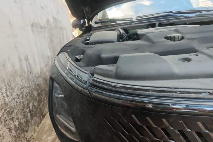 Used Wuling Xingguang 2024 Co-Creation Edition 70 Standard Model Engine Bay Right