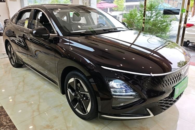Used Wuling Xingguang 2024 Co-Creation Edition 150 Flagship Model Front Right 45 Deg