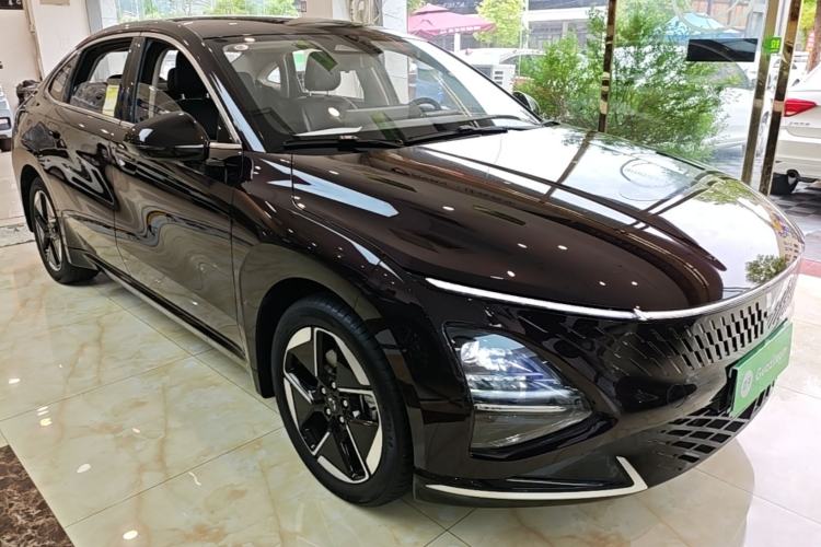 Used Wuling Xingguang 2024 Co-Creation Edition 150 Flagship Model Front Right 45 Deg