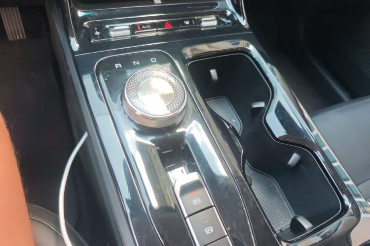 Used Wuling Xingguang 2024 Co-Creation Edition 70 Standard Model Gear Lever