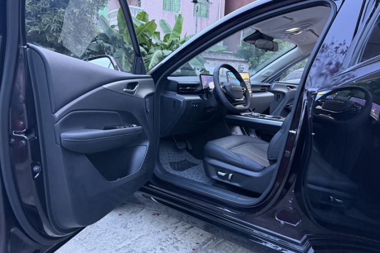 Used Wuling Xingguang 2024 Co-Creation Edition 150 Flagship Model Interior 5