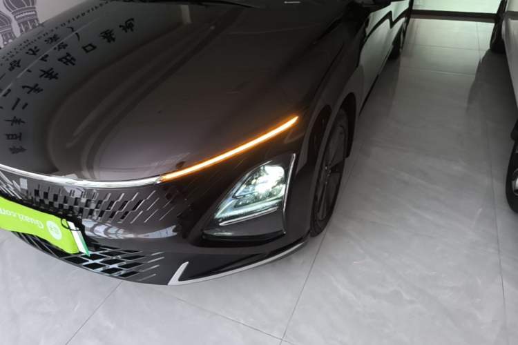Used Wuling Xingguang 2024 Co-creation Edition 150 Standard Model Left Front Headlight
