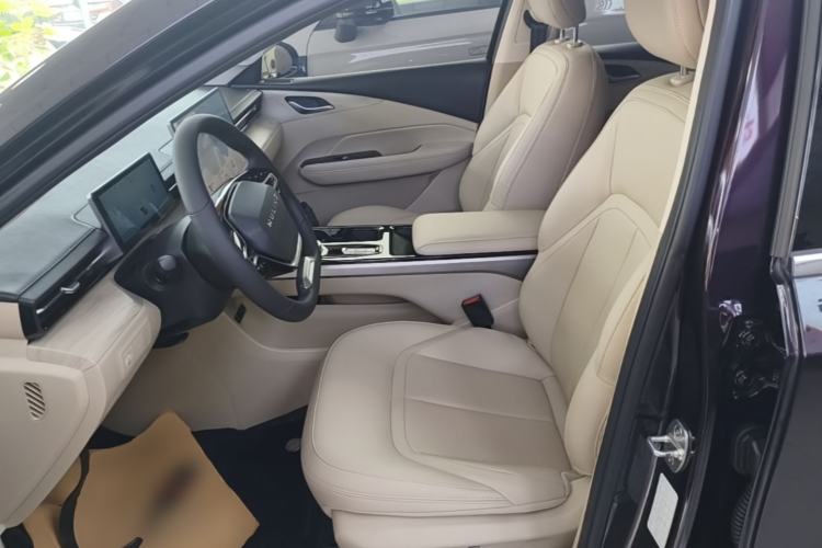 Used Wuling Xingguang 2024 Co-Creation Edition 150 Advanced Model Left Front Seat