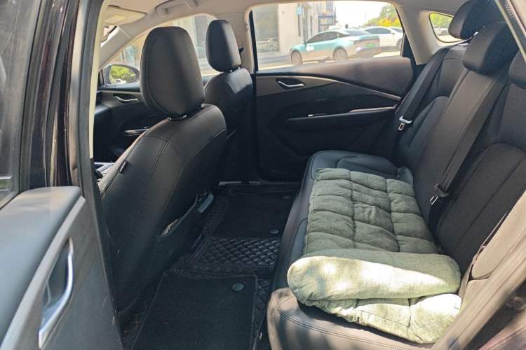 Used Wuling Xingguang 2024 Co-Creation Edition 150 Flagship Model Left Rear Seat