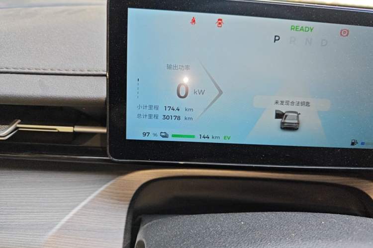Used Wuling Xingguang 2024 Co-Creation Edition 150 Flagship Model Odometer Close Up