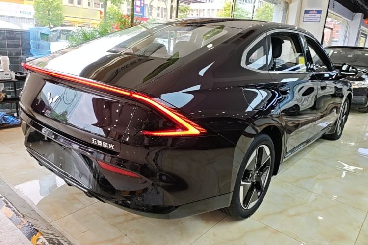 Used Wuling Xingguang 2024 Co-Creation Edition 150 Flagship Model Rear Right 45 Deg