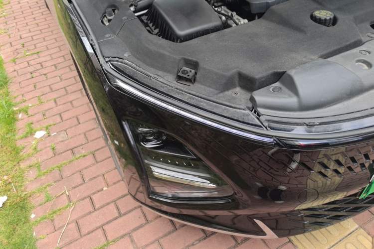 Used Wuling Xingguang 2024 Co-Creation Edition 150 Flagship Model Right Front Headlight