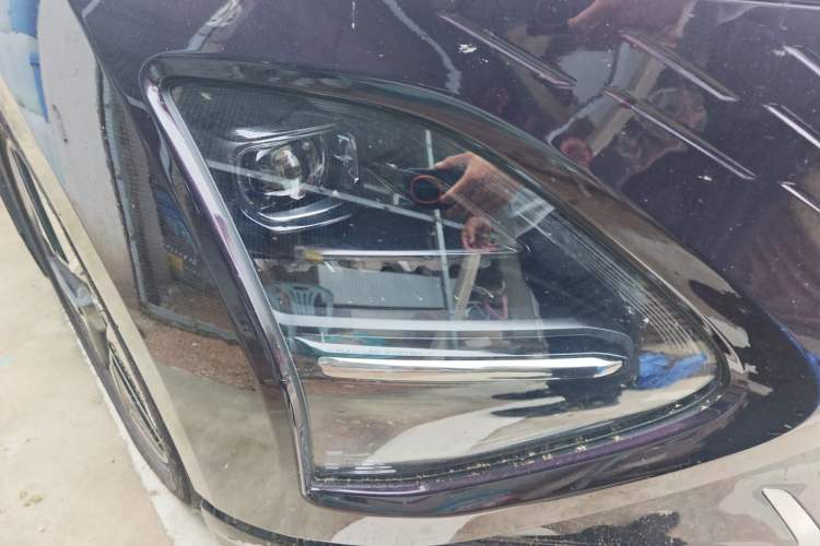 Used Wuling Xingguang 2024 Co-Creation Edition 150 Flagship Model Right Front Headlight
