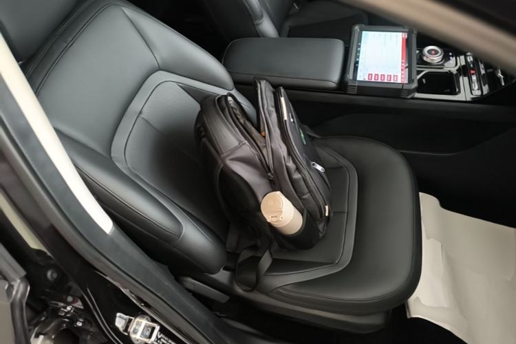 Used Wuling Xingguang 2024 Co-creation Edition 150 Standard Model Right Front Seat