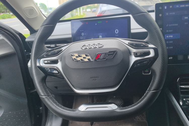 Used Wuling Xingguang 2024 Co-Creation Edition 150 Flagship Model Steering Wheel