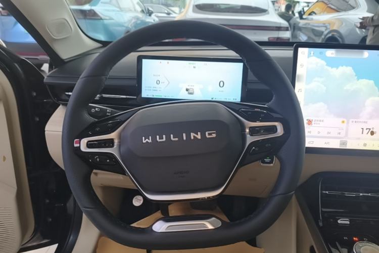 Used Wuling Xingguang 2024 Co-Creation Edition 150 Advanced Model Steering Wheel