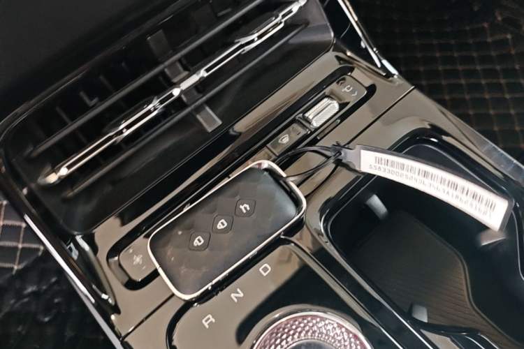 Used Wuling Xingguang 2024 Co-Creation Edition 150 Flagship Model Vehicle Key
