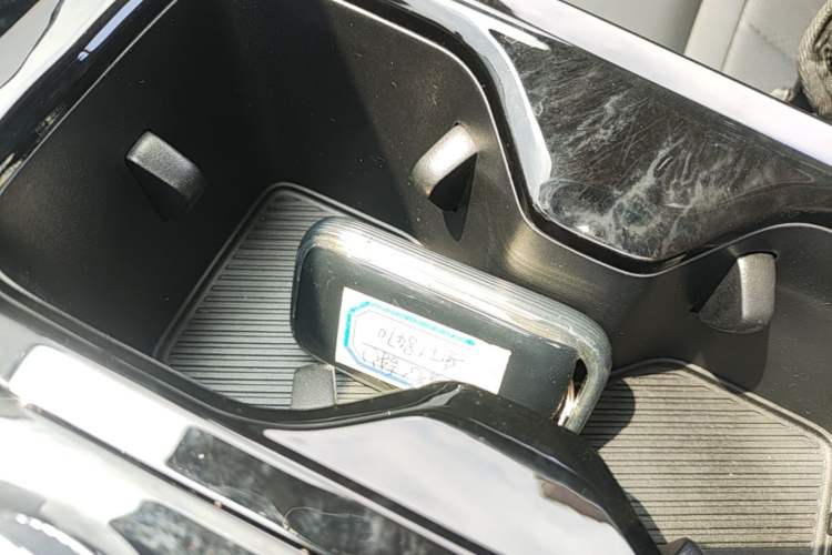 Used Wuling Xingguang 2024 Co-Creation Edition 150 Flagship Model Vehicle Key