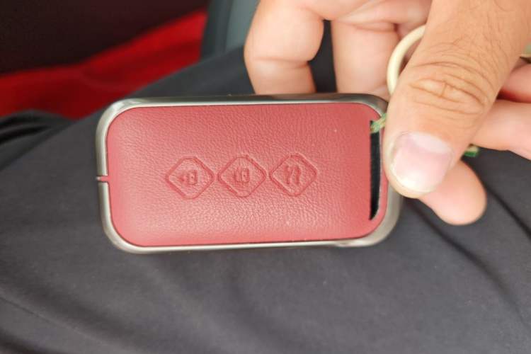 Used Wuling Xingguang 2024 Co-Creation Edition 150 Flagship Model Vehicle Key