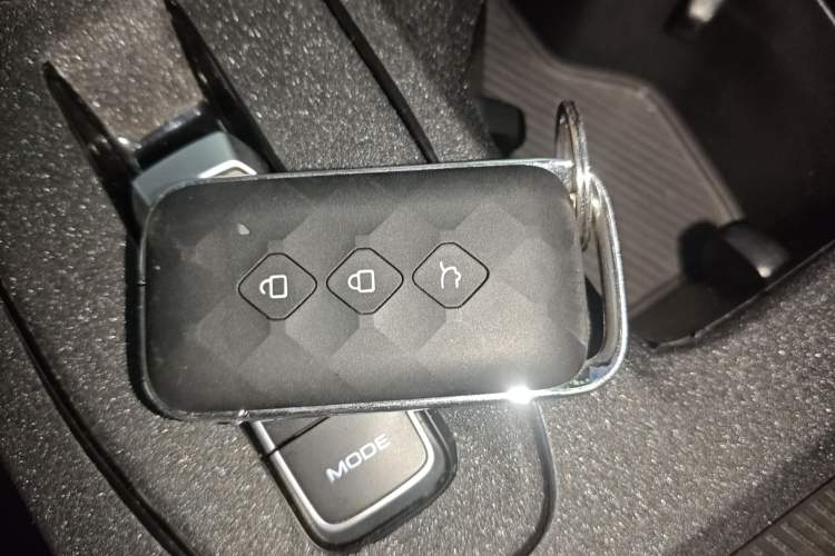 Used Wuling Xingguang 2024 Co-Creation Edition 510 Advanced Model Interior 1