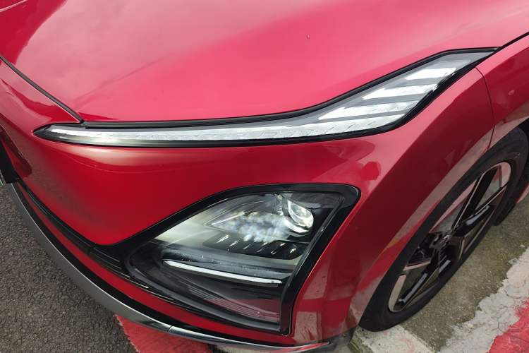 Used Wuling Xingguang 2024 Co-Creation Edition 510 Advanced Model Left Front Headlight
