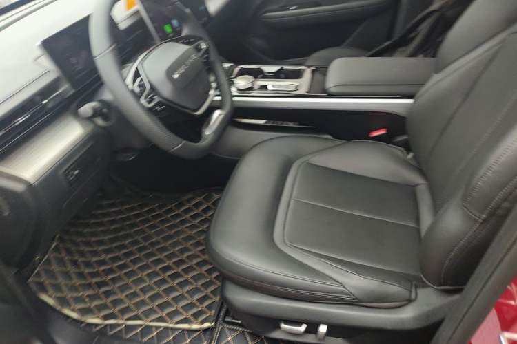 Used Wuling Xingguang 2024 Co-Creation Edition 510 Advanced Model Left Front Seat