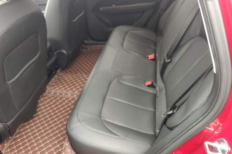 Used Wuling Xingguang 2024 Co-Creation Edition 510 Advanced Model Left Rear Seat
