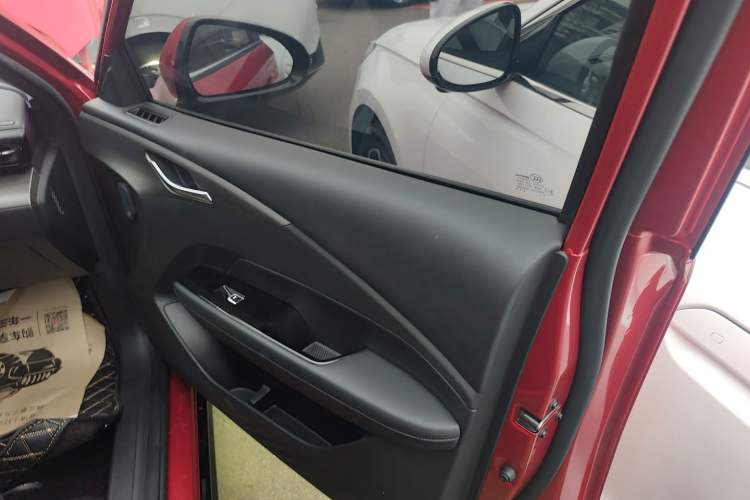 Used Wuling Xingguang 2024 Co-Creation Edition 510 Advanced Model Right Front Door Interior