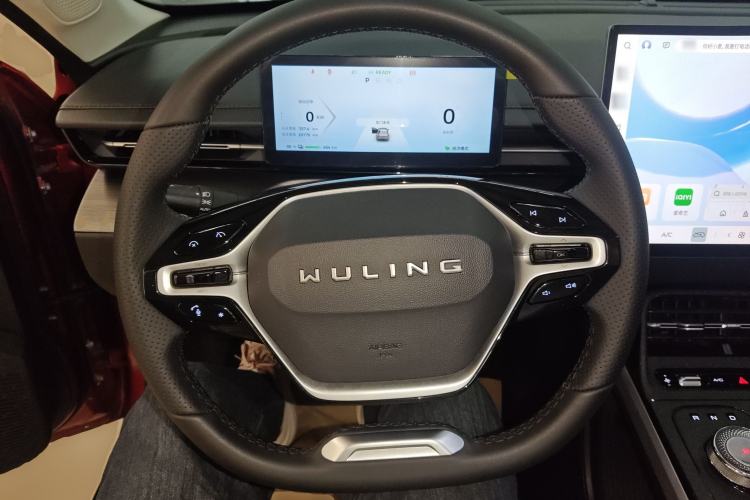 Used Wuling Xingguang 2024 Co-Creation Edition 510 Advanced Model Steering Wheel