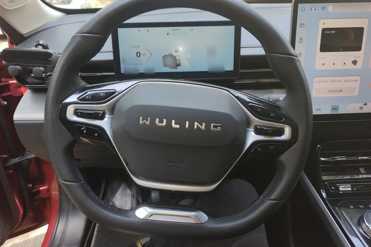 Used Wuling Xingguang 2024 Co-Creation Edition 510 Advanced Model Steering Wheel
