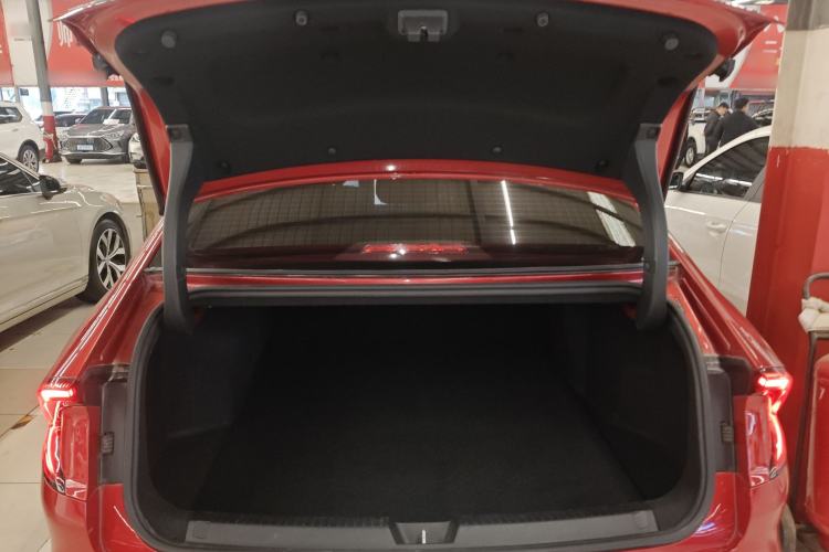 Used Wuling Xingguang 2024 Co-Creation Edition 510 Advanced Model Trunk
