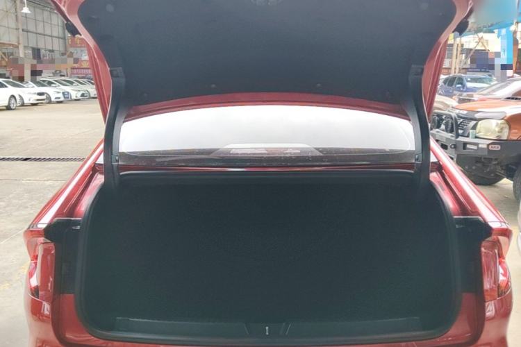 Used Wuling Xingguang 2024 Co-Creation Edition 510 Advanced Model Trunk
