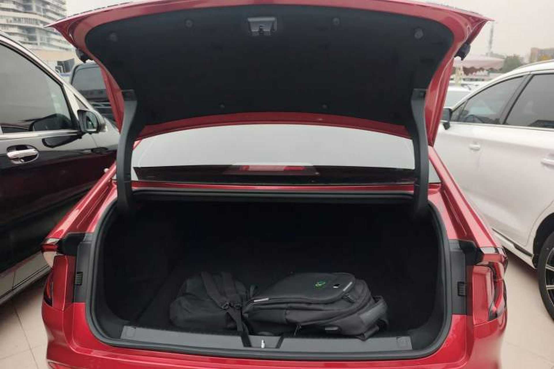 Used Wuling Xingguang 2024 Co-Creation Edition 510 Advanced Model Trunk