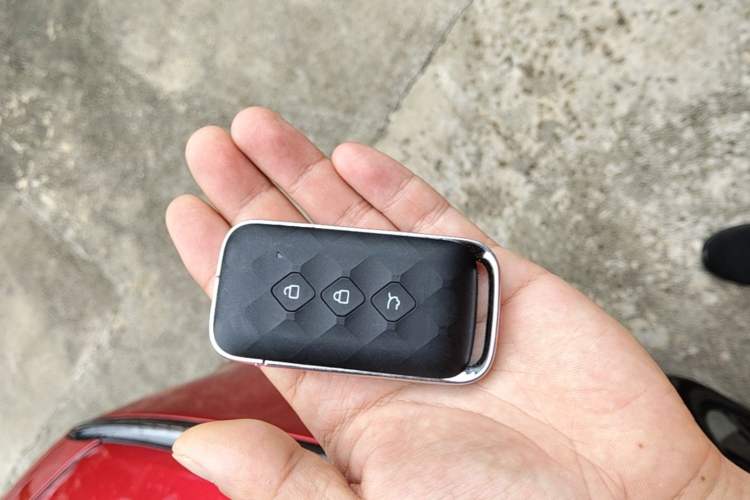 Used Wuling Xingguang 2024 Co-Creation Edition 510 Advanced Model Vehicle Key