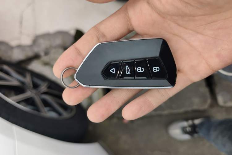 Used Wuling Xingguang 2024 Co-Creation Edition 510 Advanced Model Vehicle Key